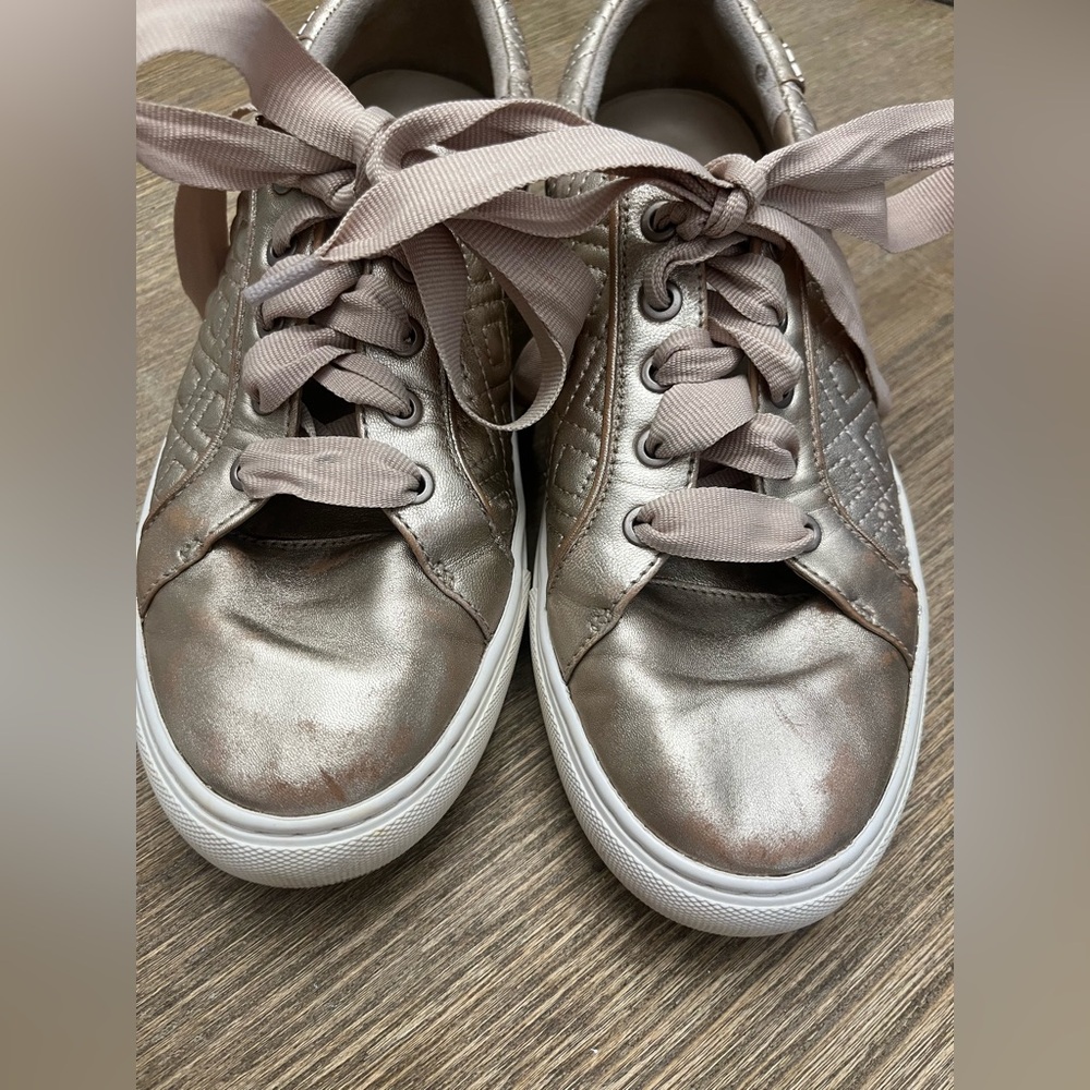 Chic Metallic Tory Burch Sneakers –Statement Kicks, Size 7.5 - Picture 6 of 7